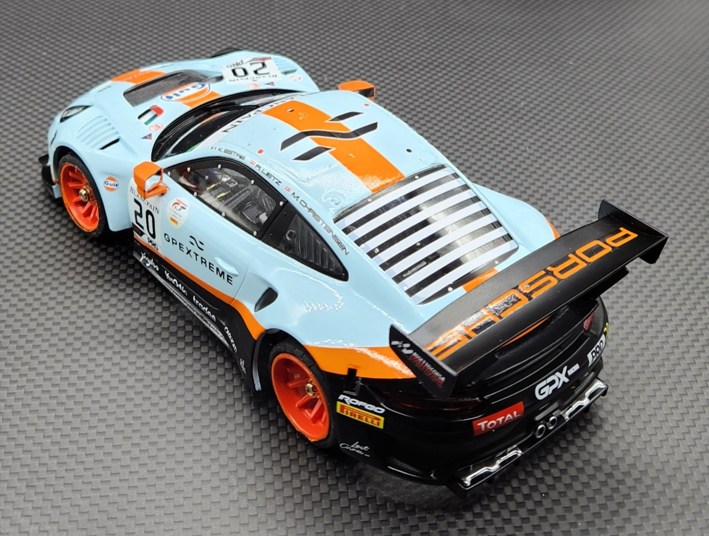 GL - 911 - GT3 - 004