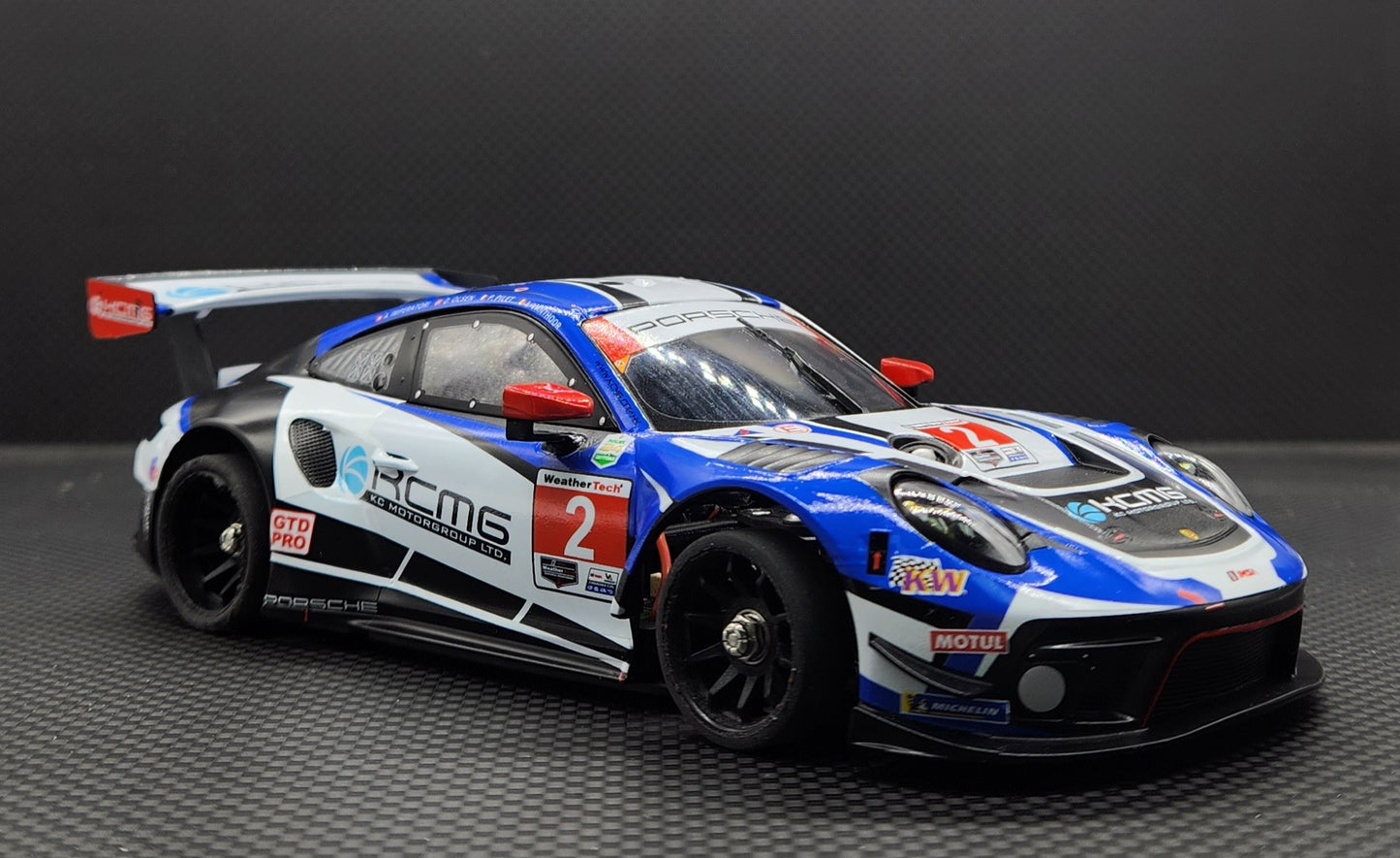 GL - 911 - GT3 - 005